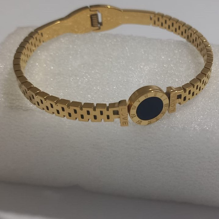Elegant Roman Love Stainless Steel Bracelet – Women