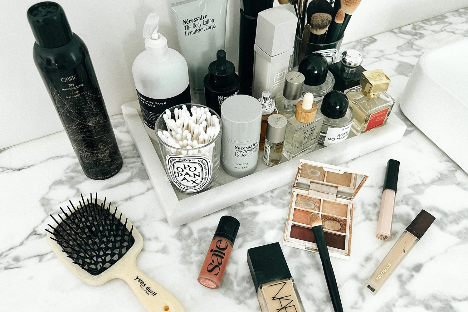 FASHION & MAKE-UP ACCESSORIES