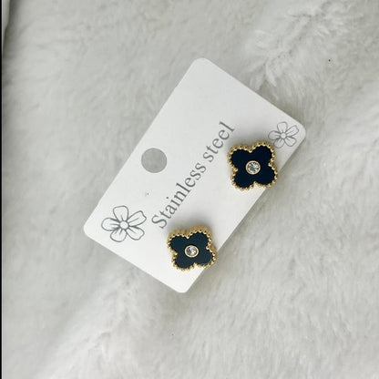 Elegant Clover Earrings – Stainless Steel Minimalist