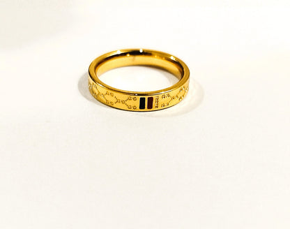 Elegant Golden Ring  02a– Stainless Steel Women