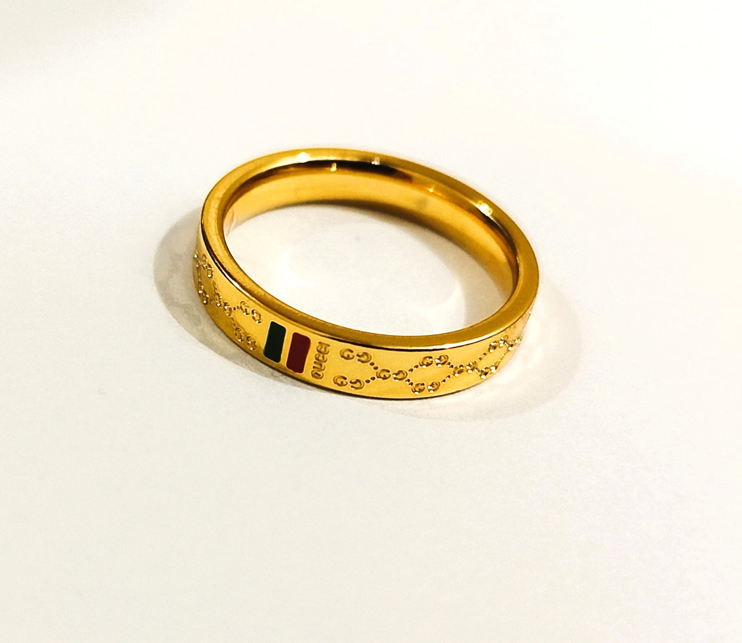 Elegant Golden Ring  02a– Stainless Steel Women