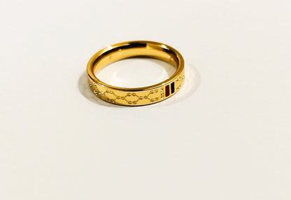 Elegant Golden Ring  02a– Stainless Steel Women