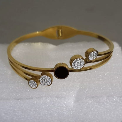 Elegant Slim Stainless Steel Bracelet – Women’s