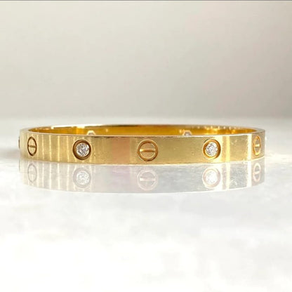 Elegant Stainless Steel Bracelet – Women’s Minimal 01