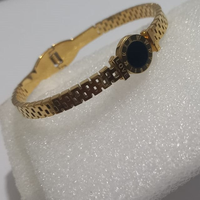 Elegant Roman Love Stainless Steel Bracelet – Women