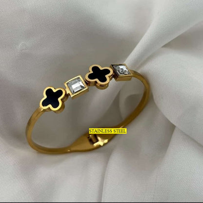 Elegant Multi Clover Bracelet – Stainless Steel Slim