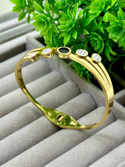 Elegant Slim Stainless Steel Bracelet – Women’s