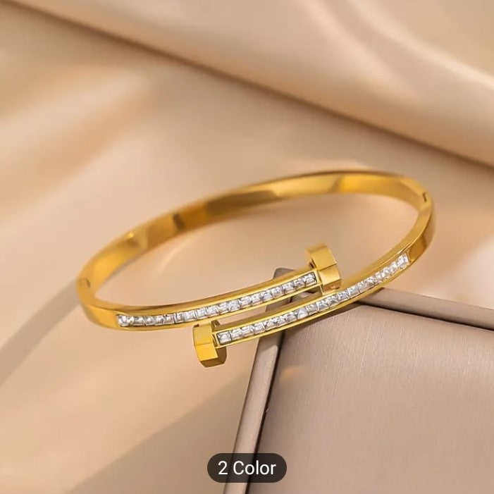 Elegant Nail Style Stainless Steel Bracelet – Women