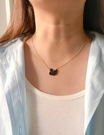 Premium Black Swan Locket – Stainless Steel Charm