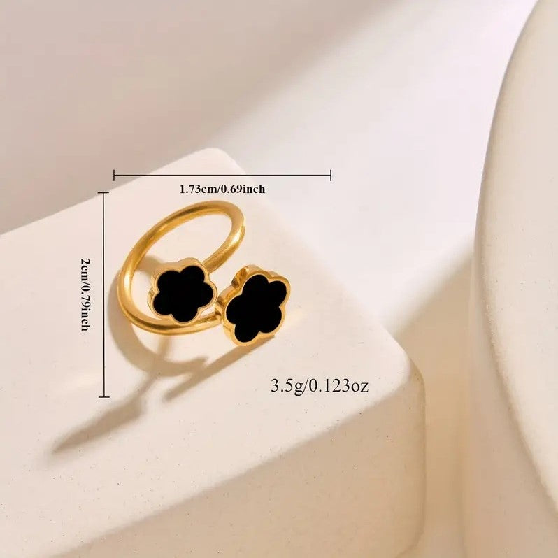 Elegant Clover Ring 03 – Minimalist Stainless Steel